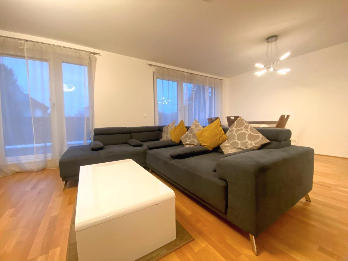 Near Lake Spacious & Furnished Beautiful Apartment Wien Eksteriør billede